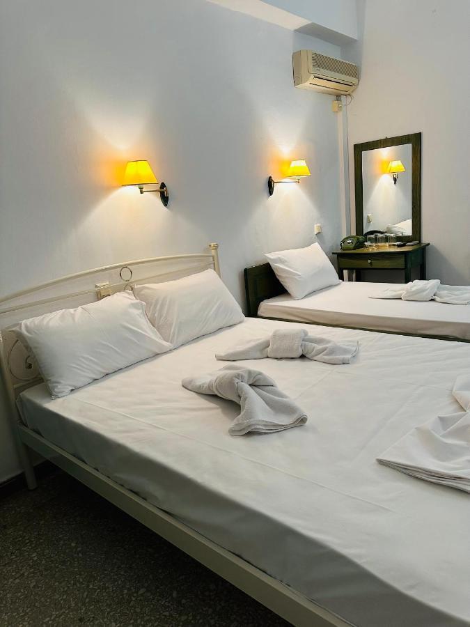 Ancora Hotel Poros Town ภายนอก รูปภาพ